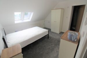 Lincoln Road, Flat A, Room 2, Peterborough, PE1