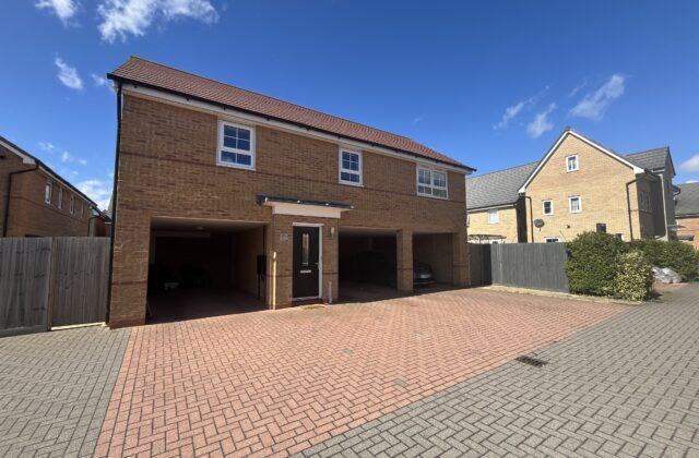 Aqua Drive, Hampton Water, Peterborough, PE7