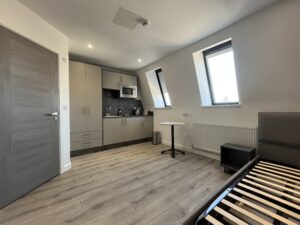 Room 27, Cross Street, Peterborough, PE1