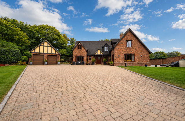Eldon Lodge, Cherry Orton Road, Orton Waterville, Peterborough, PE2