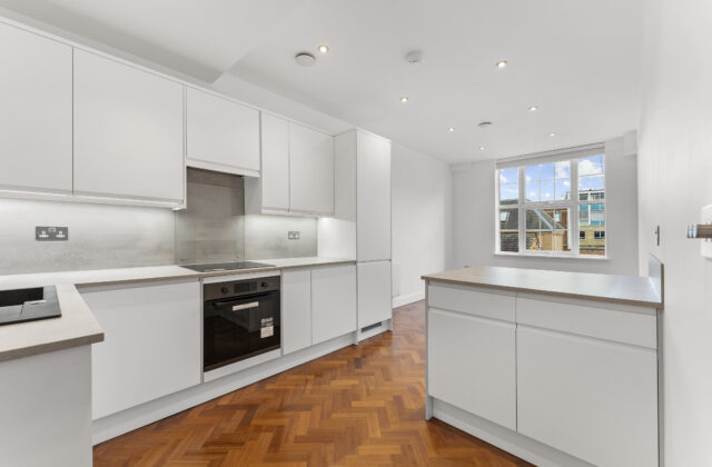 Flat 5, 18 Priestgate, Peterborough, PE1